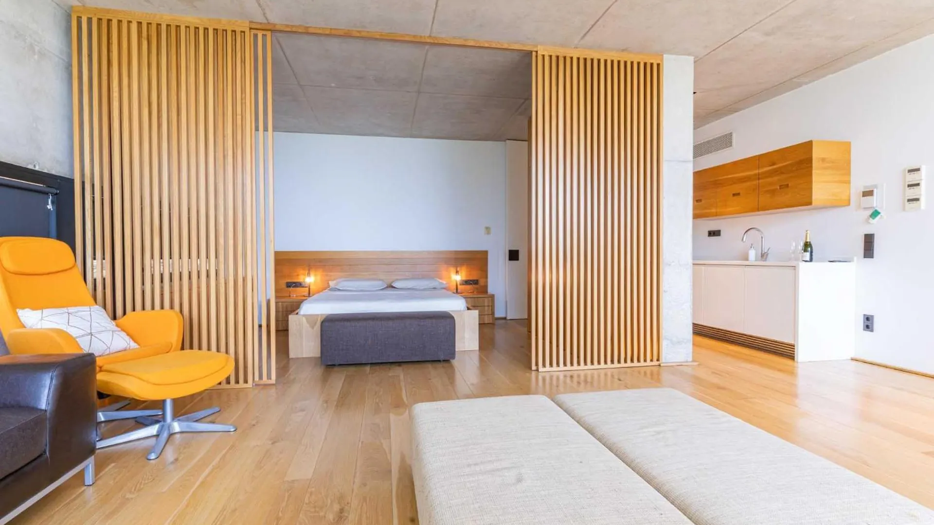 Apartamento De Lujo En Cala De Tamarit 塔拉戈纳